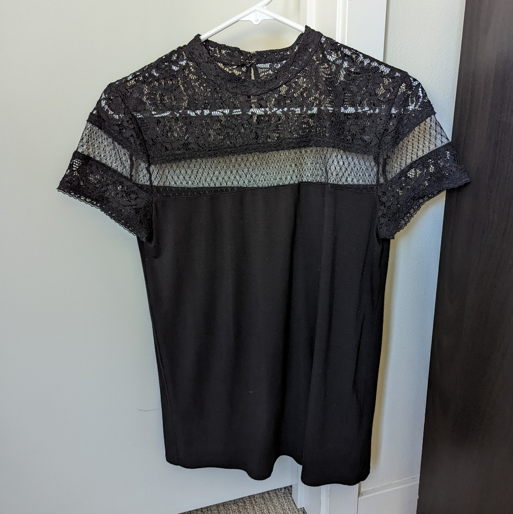 Express Lace Tee